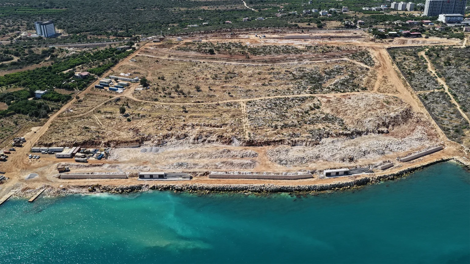 Kumkuyu Tatil Köyü sahası ve kıyı şeridi